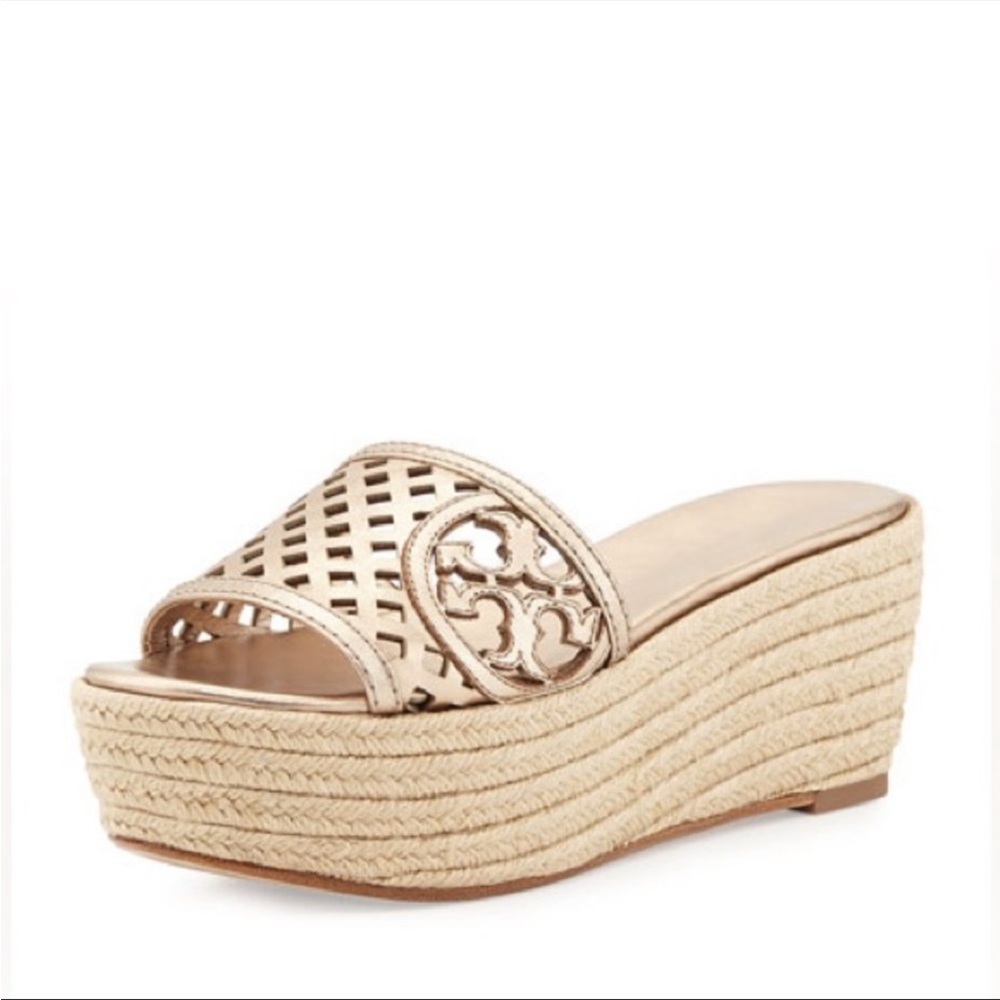 (SOLD)       Tory Burch metallic gold thatched perforated wedge Raffia heels